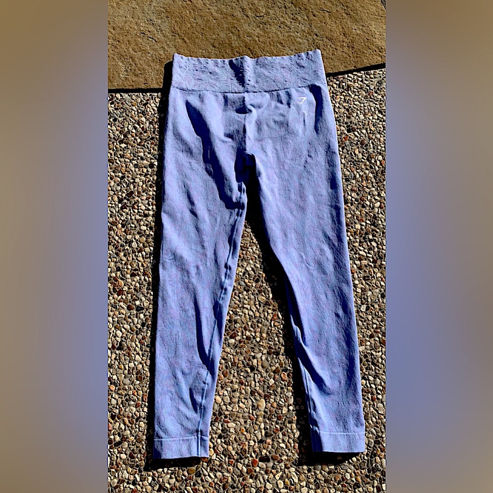 GYMSHARK leggings. Color is light purple and size is L